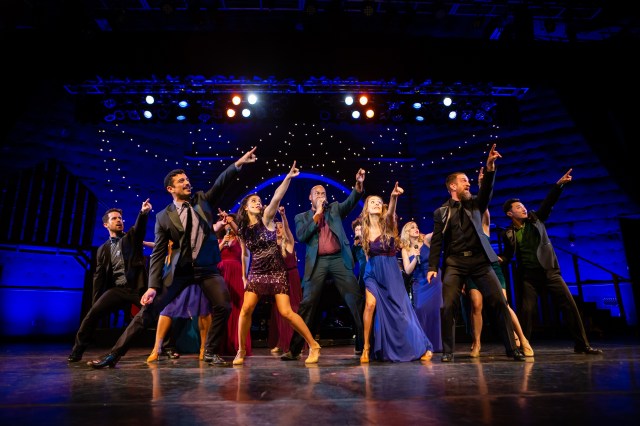 BROADWAY HOLIDAY SPECTACULAR